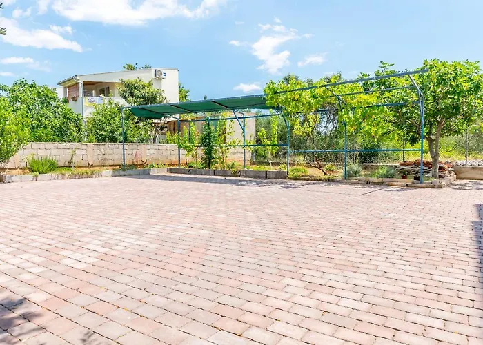 Cvitkovic Rogoznica (Sibenik-Knin)