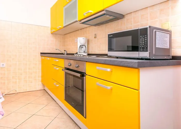 Cvitkovic Rogoznica (Sibenik-Knin)